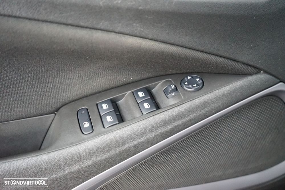 Opel Crossland 1.2 T Edition - 11