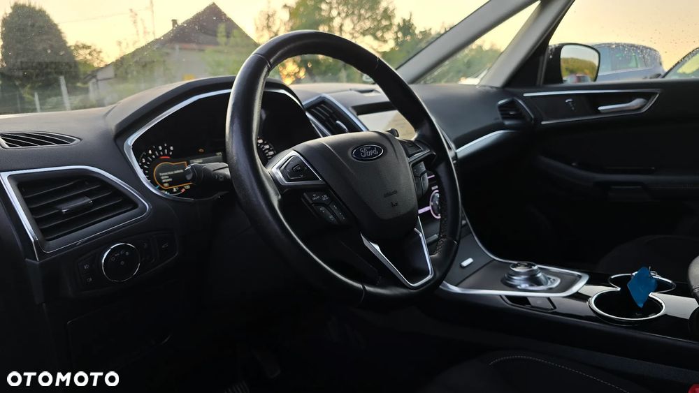 Ford S-Max 2.0 EcoBlue Titanium - 12