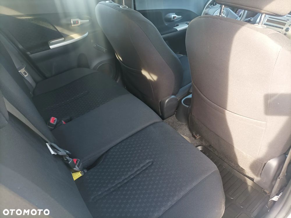 Toyota Urban Cruiser 1.4 D-4D 4x4 Life - 30