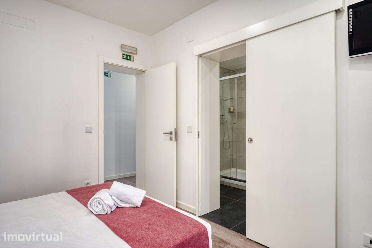 Quarto - localizado em São Sebastião Lisbon - Grande imagem: 4/20