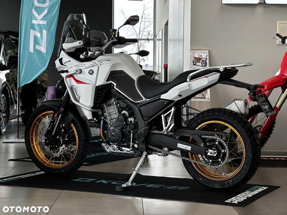 KOVE 800X Touring - 27