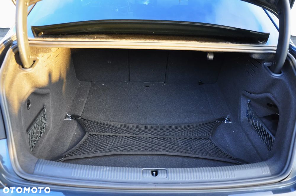 Audi A4 Limousine 35 TFSI mHEV Advanced S tronic - 34