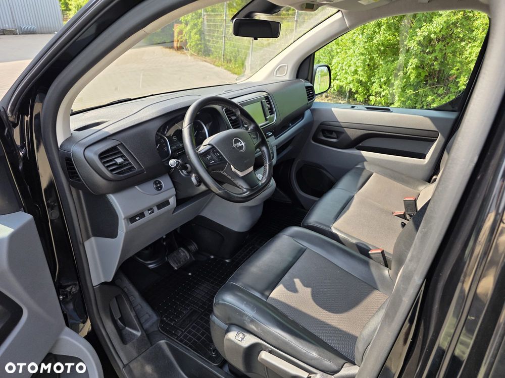 Opel Vivaro - 12