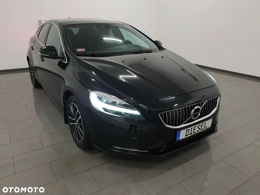 Volvo V40 D4 Inscription - 36