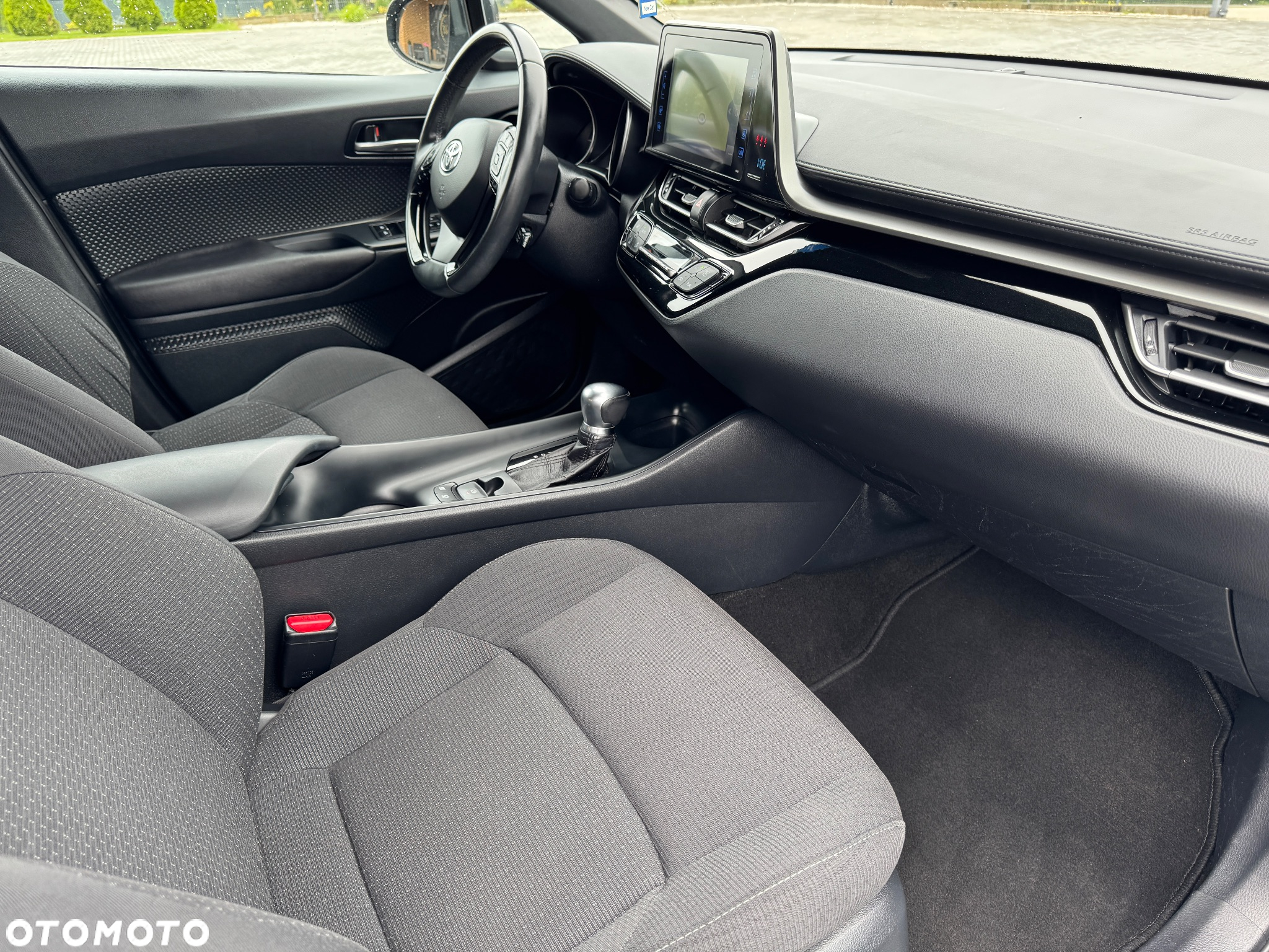 Toyota C-HR 1.8 Hybrid Premium - 13