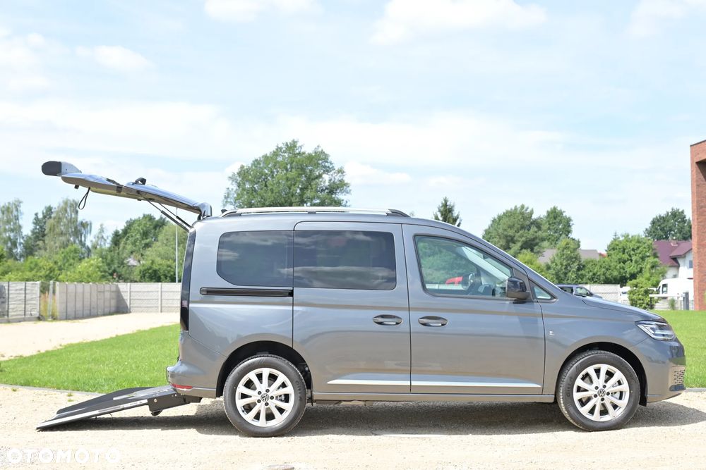 Volkswagen Caddy 1.5 TSI Style DSG - 9
