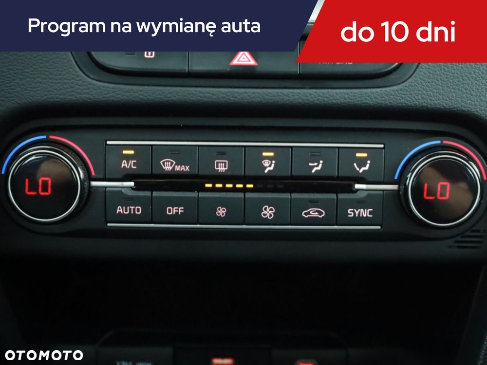 Kia Ceed - 14