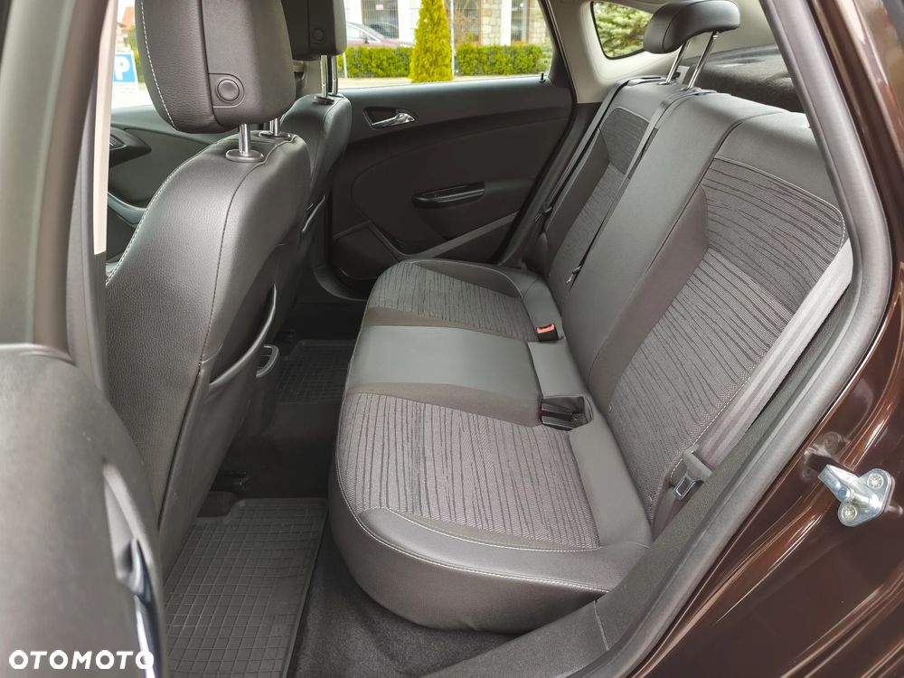 Opel Astra - 14