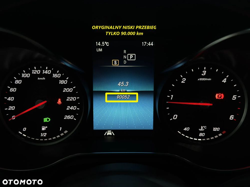 Mercedes-Benz GLC 220 d 4Matic 9G-TRONIC AMG Line Plus - 27