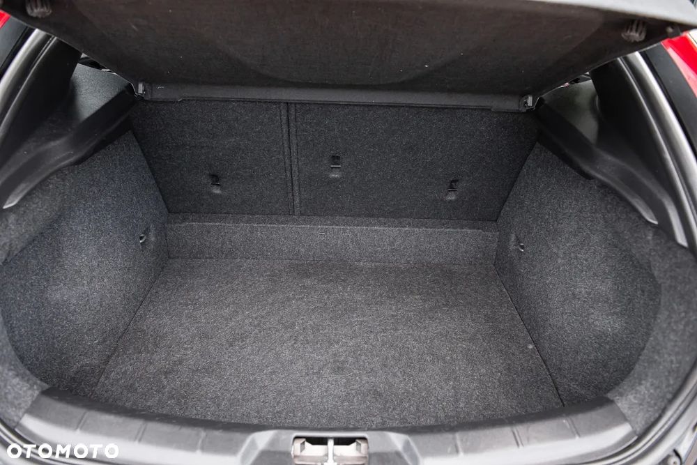 Volvo V40 D2 RDesign - 28