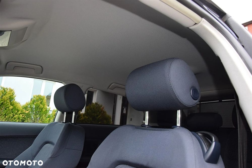 Audi A3 3-drzwiowe 1.6 S Line Sportpaket plus - 18