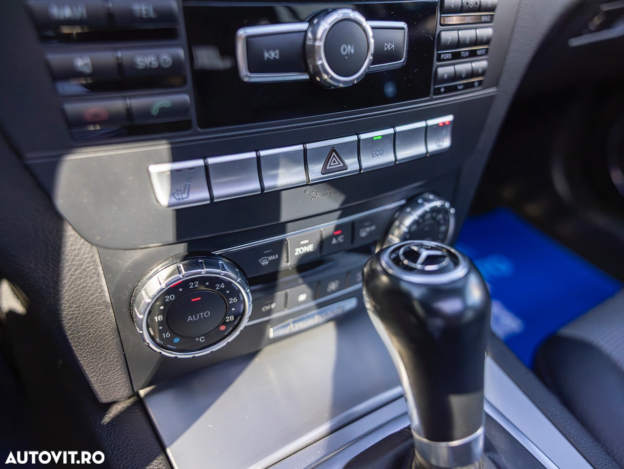 Mercedes-Benz C 180 T BlueEFFICIENCY 7G-TRONIC - 25