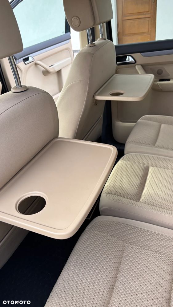 Volkswagen Touran 2.0 TDI DPF Comfortline - 28