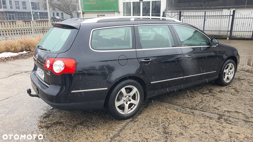 Volkswagen Passat - 12