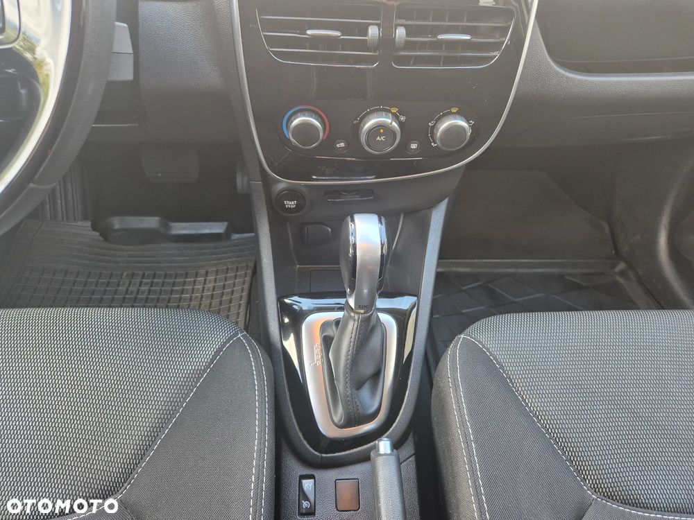 Renault Clio 1.2 Enegry TCe Limited EDC - 32