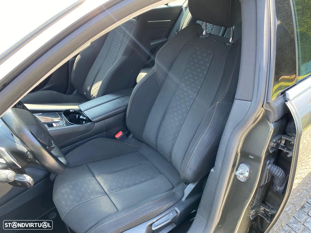 Peugeot 508 1.5 BlueHDi Allure Pack EAT8 - 28