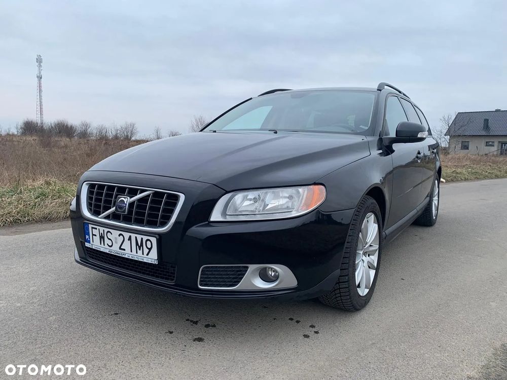 Volvo V70 D5 Momentum - 3