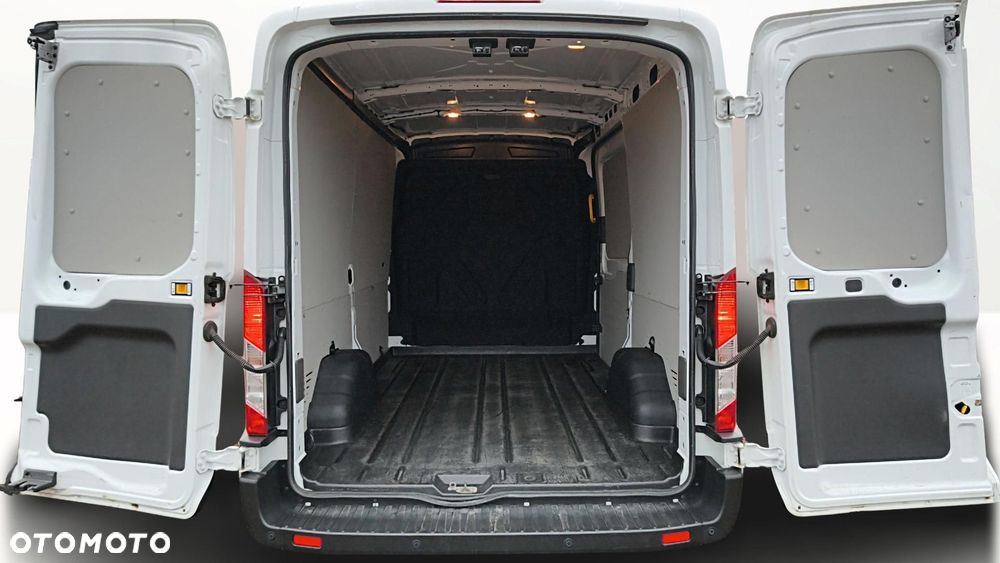 Ford Transit - 12