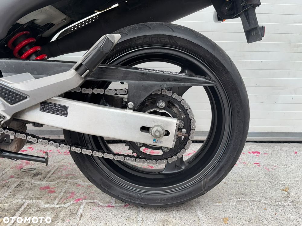 Honda Hornet - 23