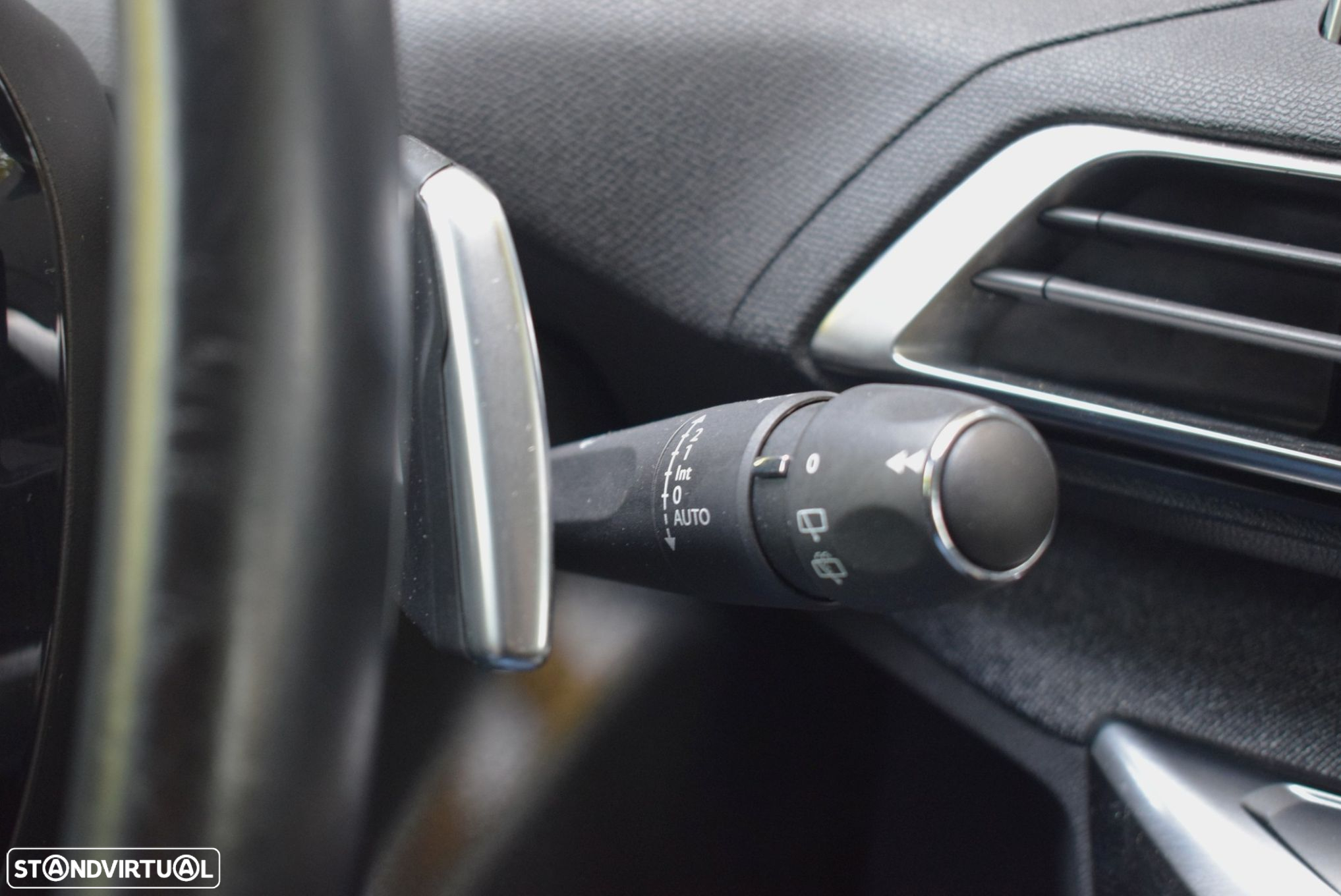 Peugeot 3008 1.2 PureTech Allure EAT8 - 20