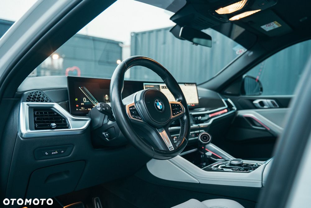 BMW X6 - 16