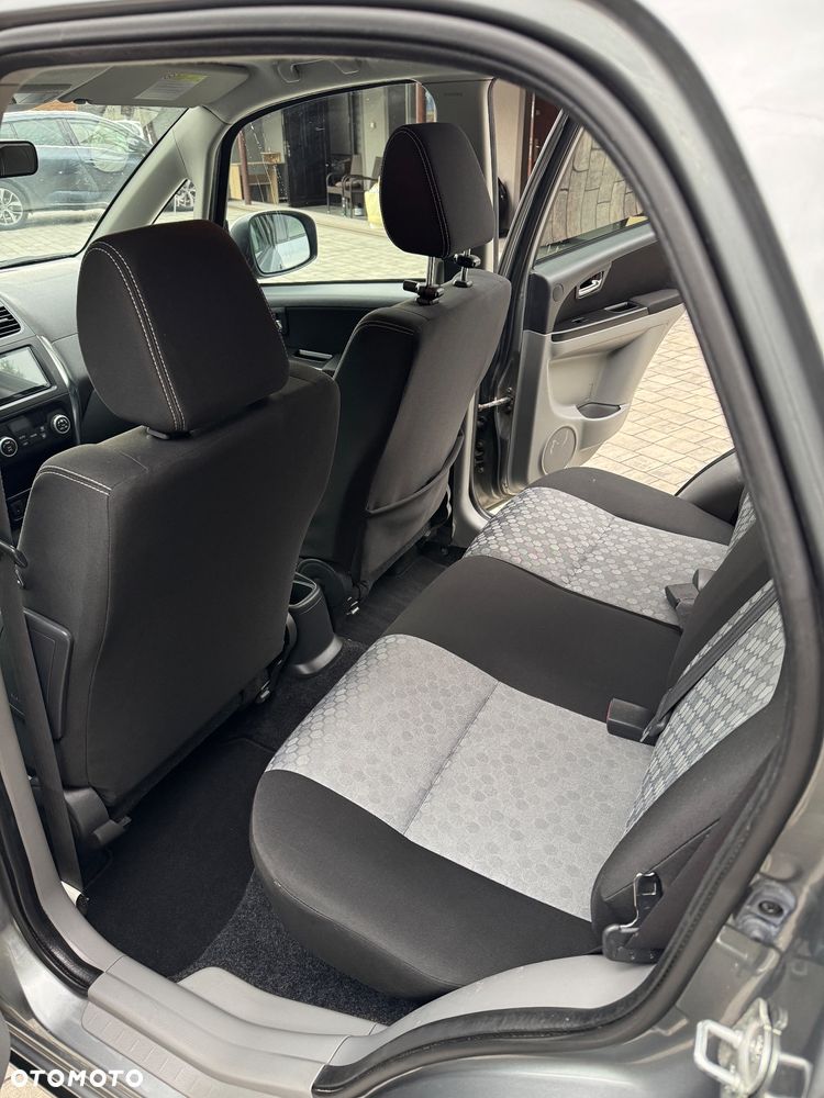 Suzuki SX4 1.6 VVT 4x4 Limited - 13