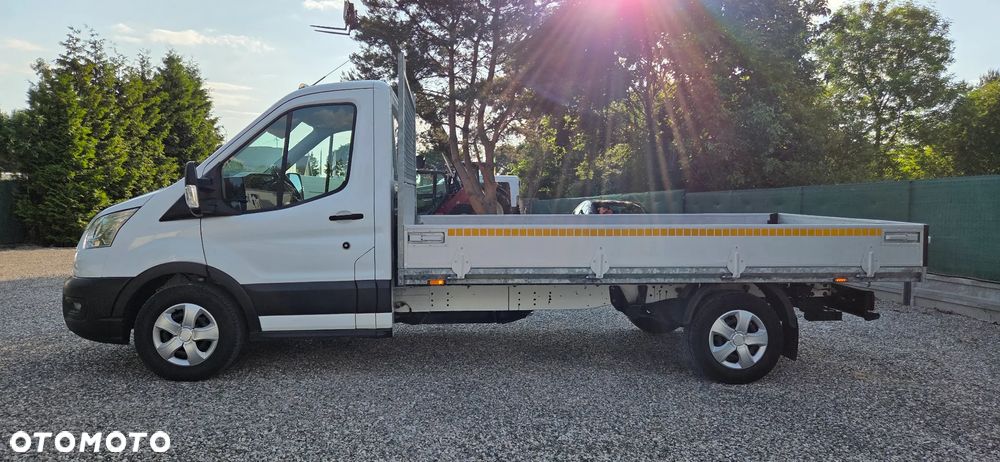Ford Transit - 12