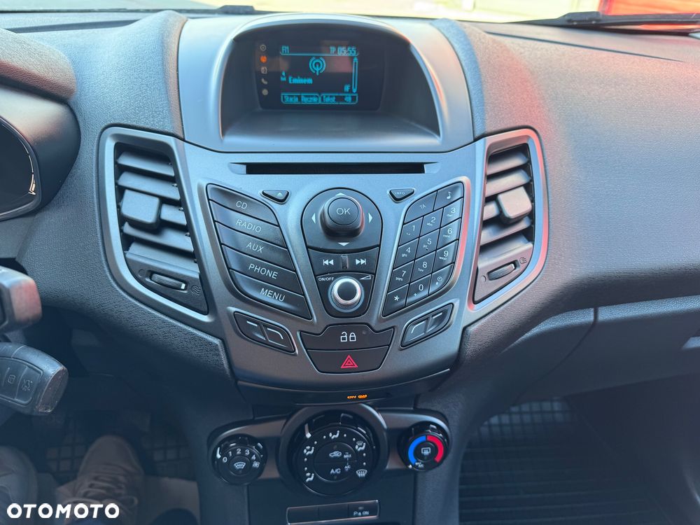 Ford Fiesta 1.25 Titanium EU5 - 33