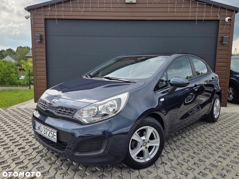 Kia Rio - 1