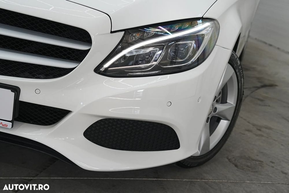 Mercedes-Benz C - 37