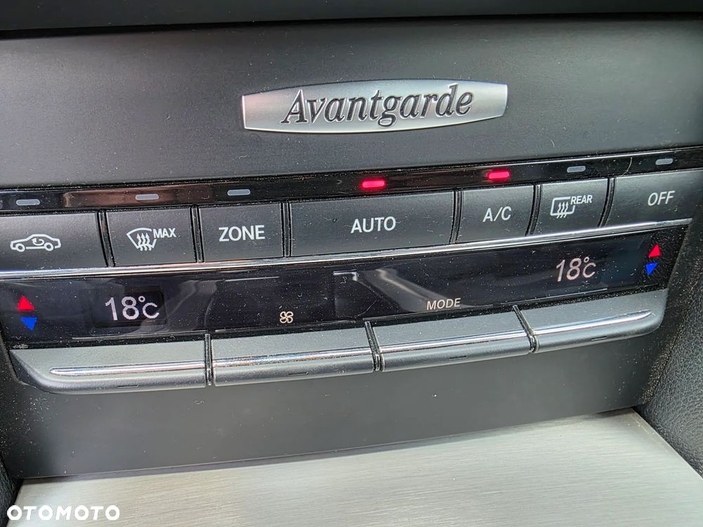 Mercedes-Benz Klasa E 250 CDI DPF BlueEFFICIENCY Avantgarde - 14