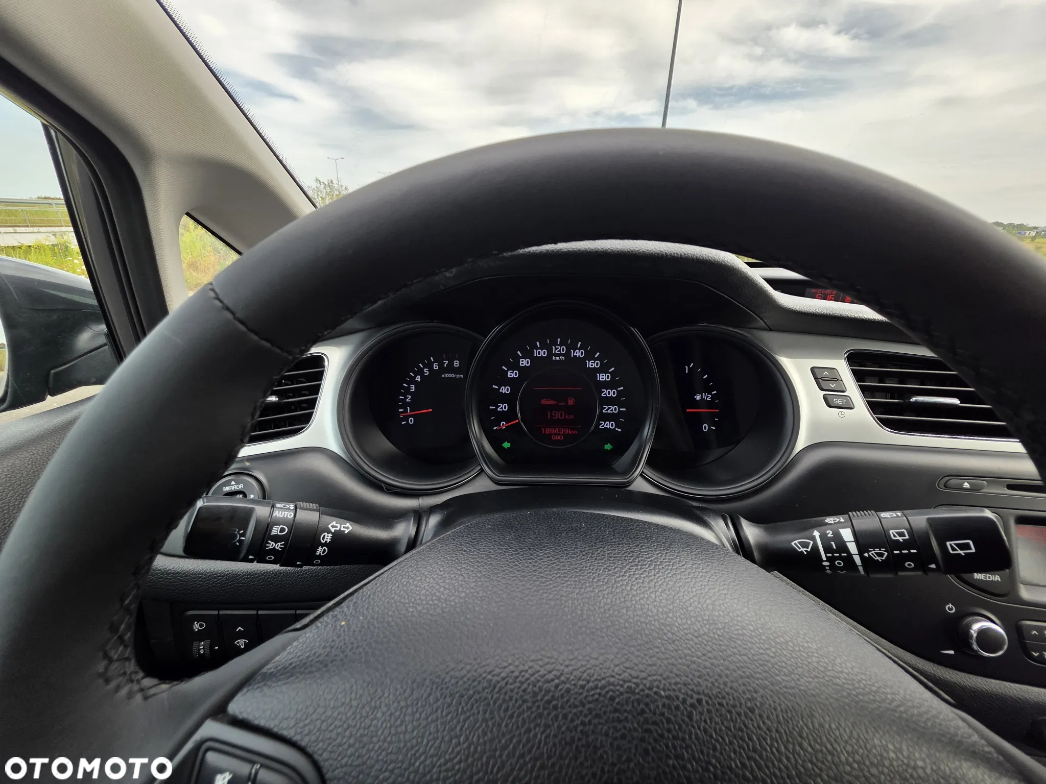 Kia Ceed 1.4 CVVT Attract - 24
