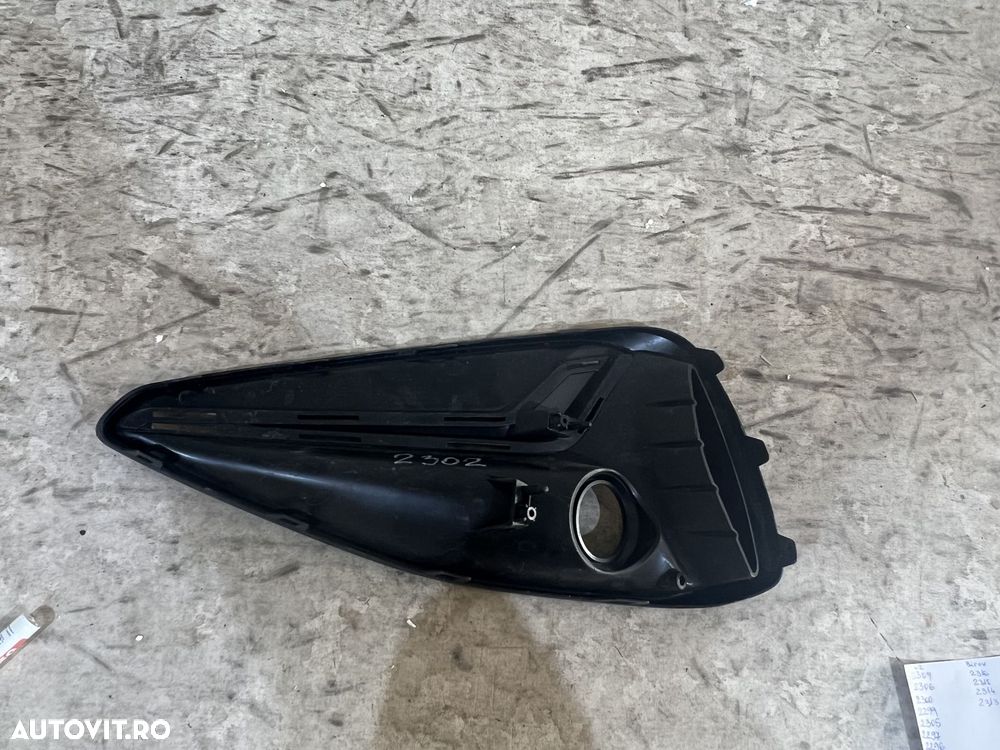 Grila proiector dreapta Hyundai I30, 2020, 2021, 2022, 2023, cod origine OE 86564-G4520. - 4