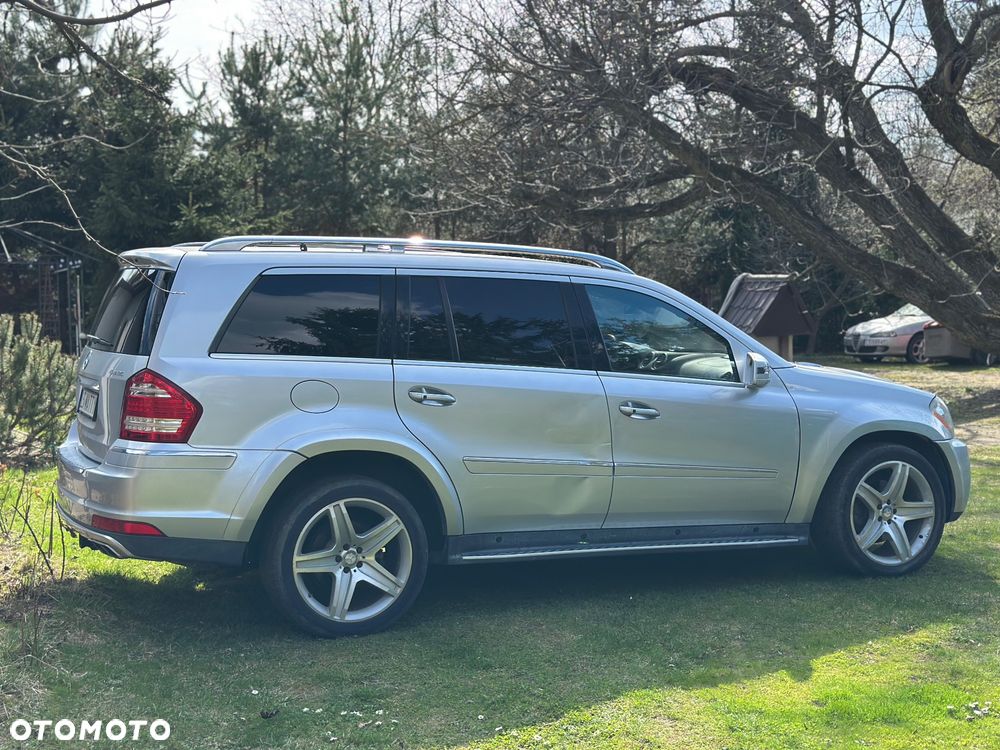 Mercedes-Benz GL - 5
