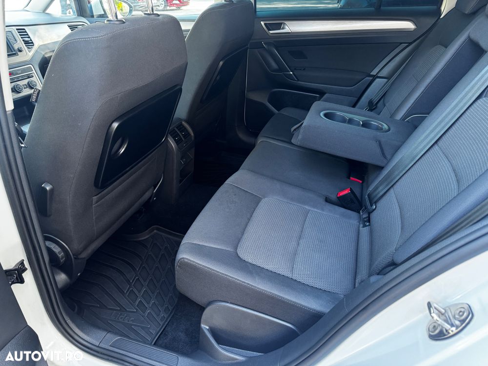 Volkswagen Golf Sportsvan 1.6 TDI DPF DSG BMT Highline - 20