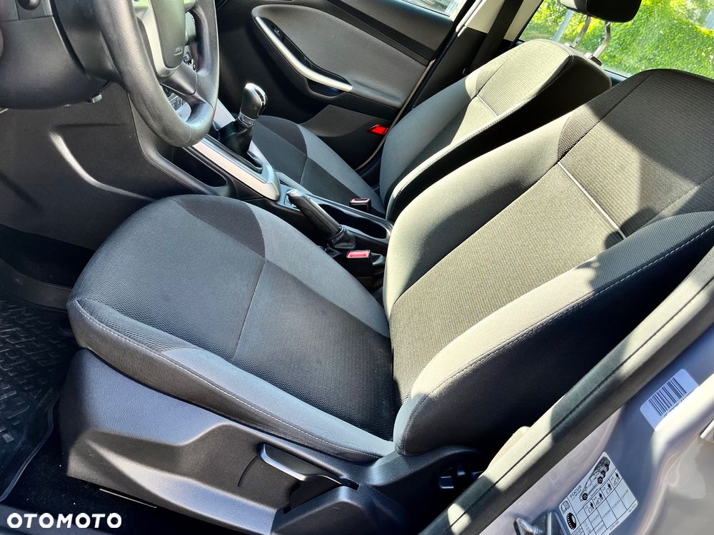 Ford Focus 1.0 EcoBoost STart-Stopp-System TITANIUM - 14