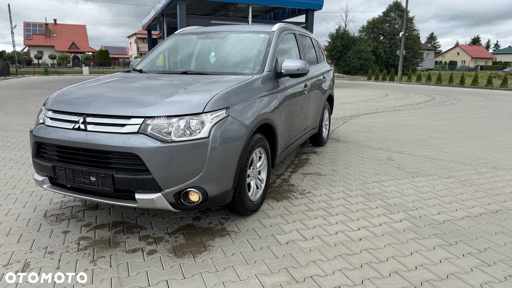 Mitsubishi Outlander 2.2 DI-D 4WD Plus - 2