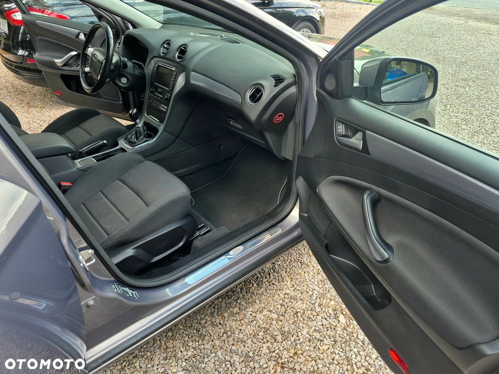 Ford Mondeo 2.0 TDCi Business Edition - 16