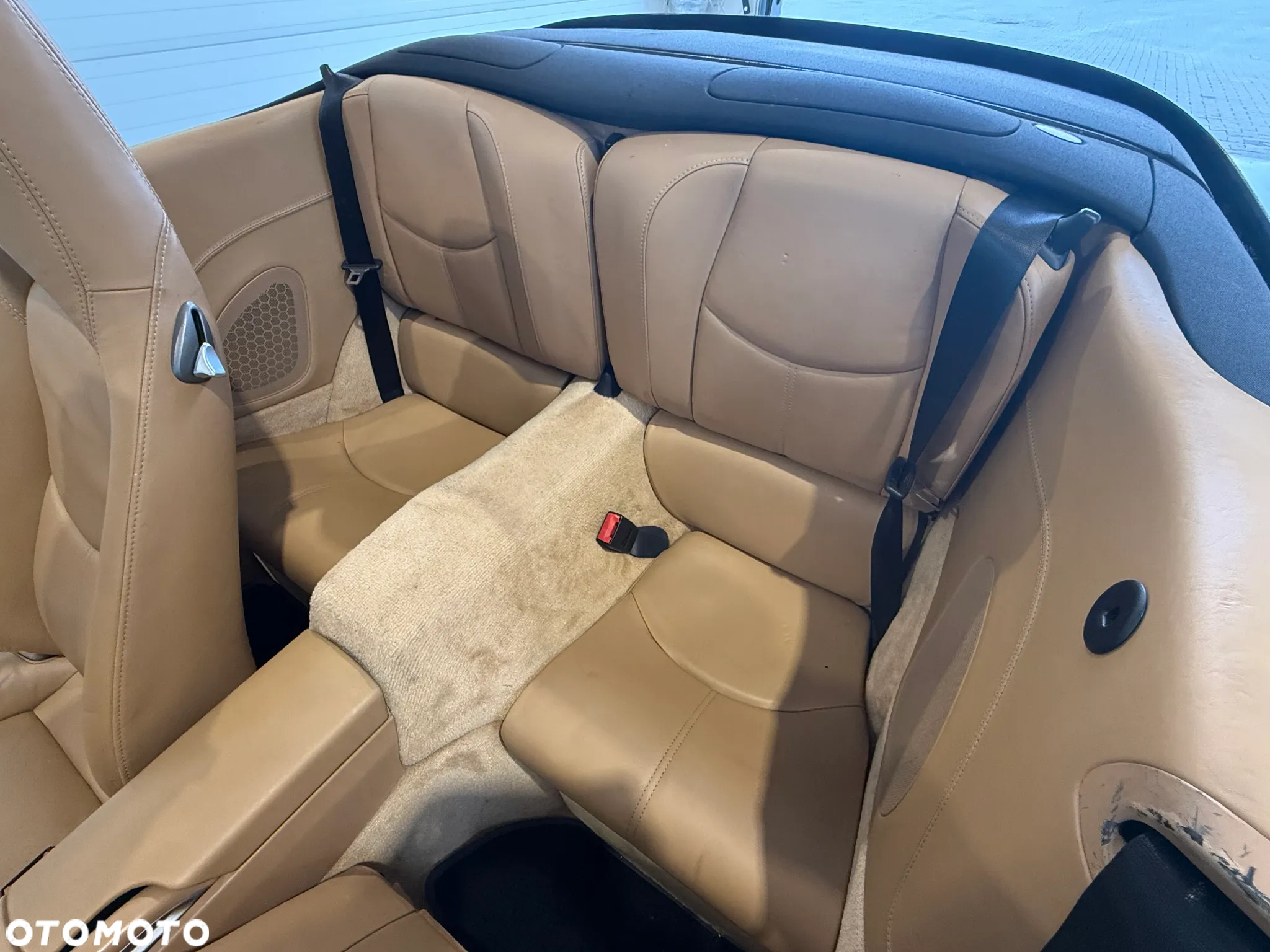 Porsche 911 Carrera 4 S Cabriolet - 14