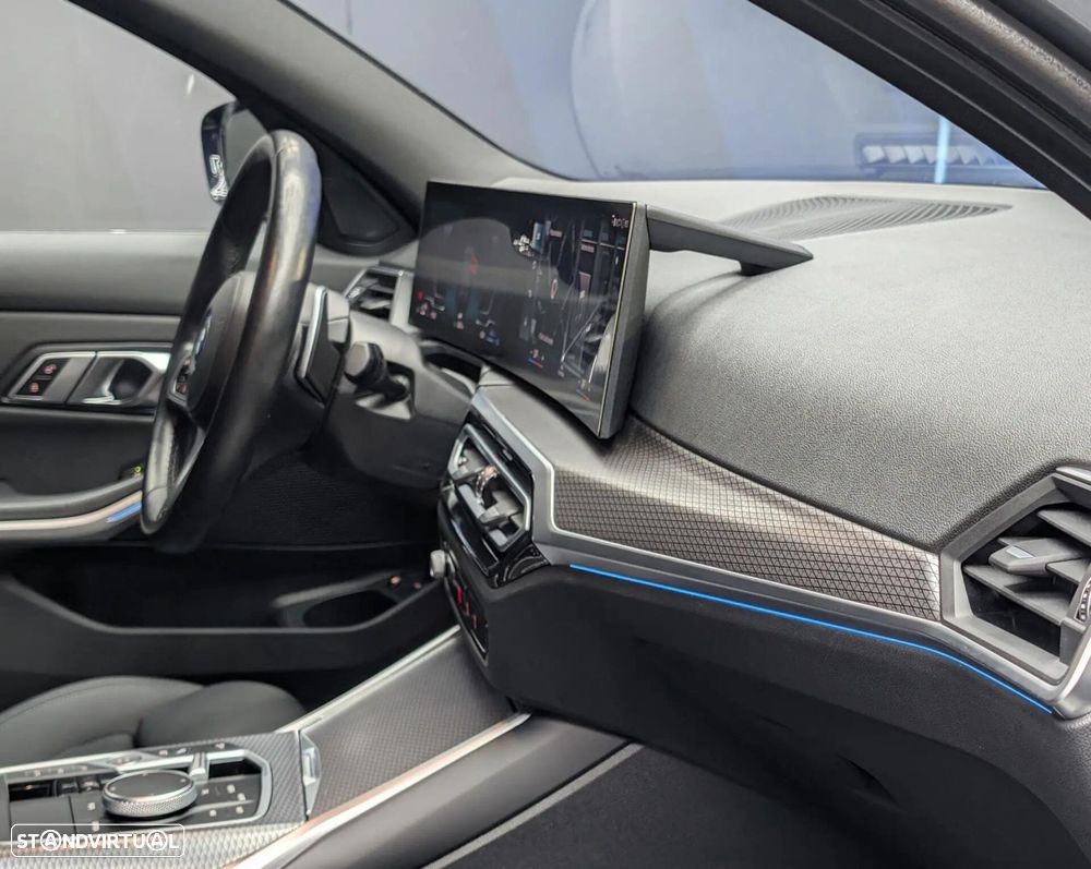 BMW 320 e Pack Desportivo M Auto - 46