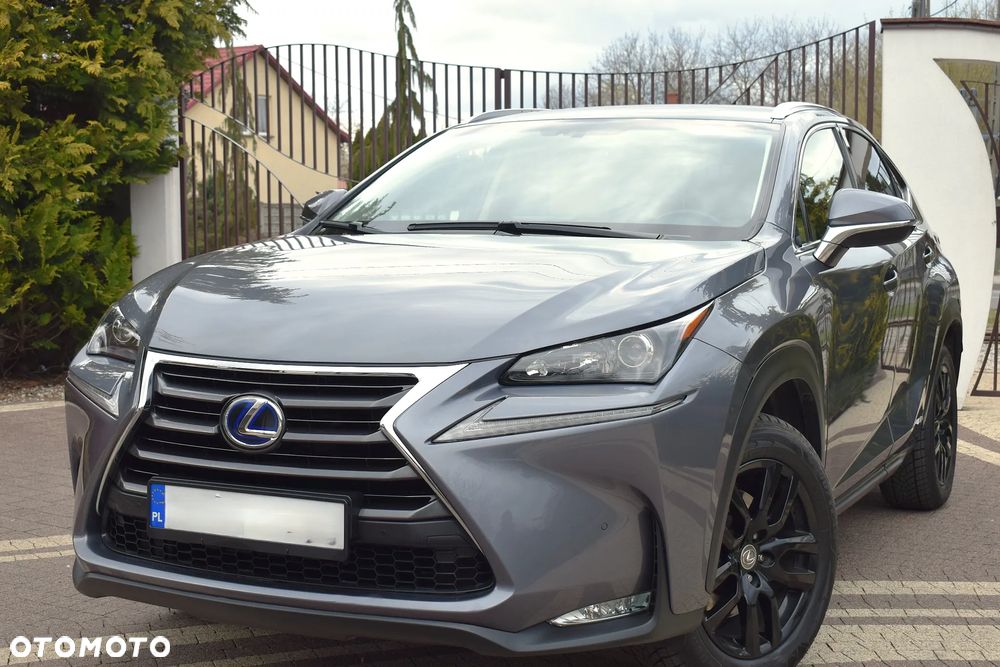 Lexus NX 300h Prestige AWD - 4