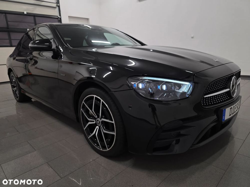 Mercedes-Benz Klasa E 300 de 9G-TRONIC AMG Line - 1