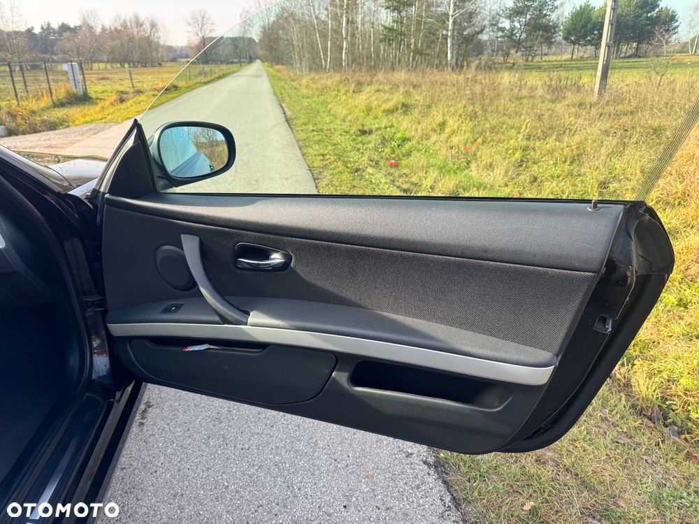 BMW Seria 3 320i Coupe M Sport Edition - 6