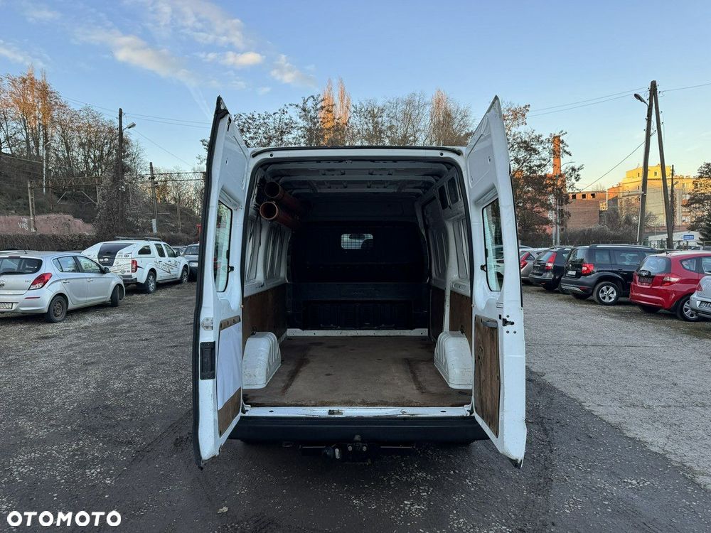 Ford Transit - 9