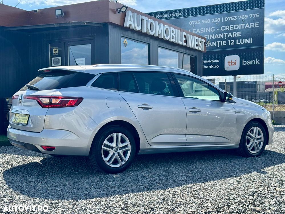 Renault Megane TCe 140 GPF LIMITED - 38