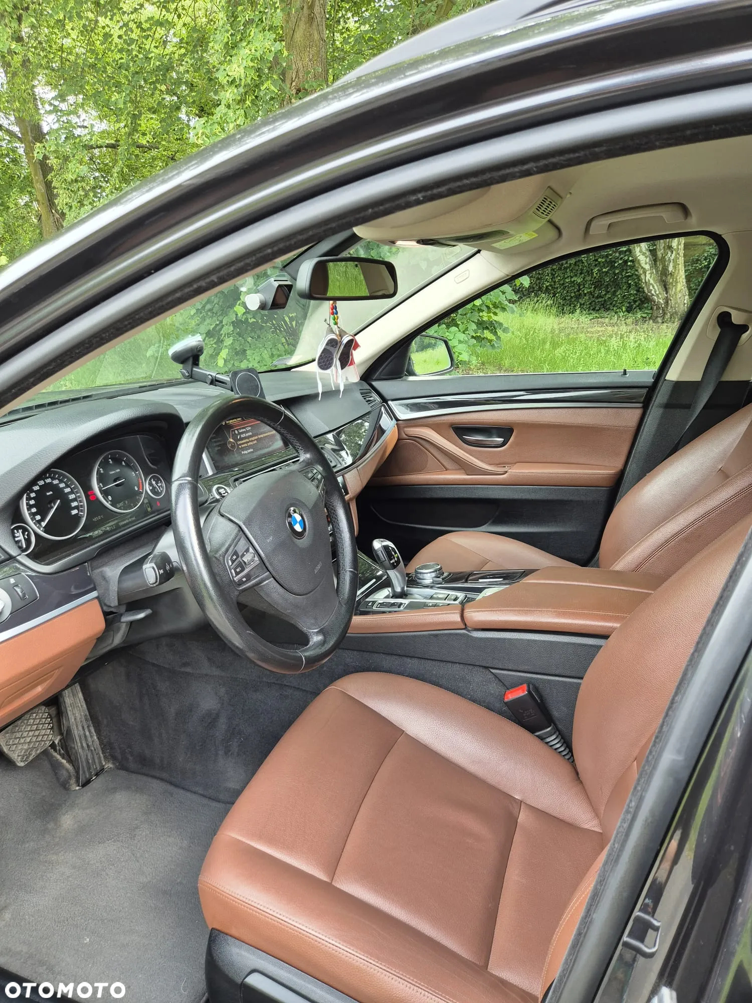 BMW Seria 5 525d xDrive Touring Luxury Line - 16