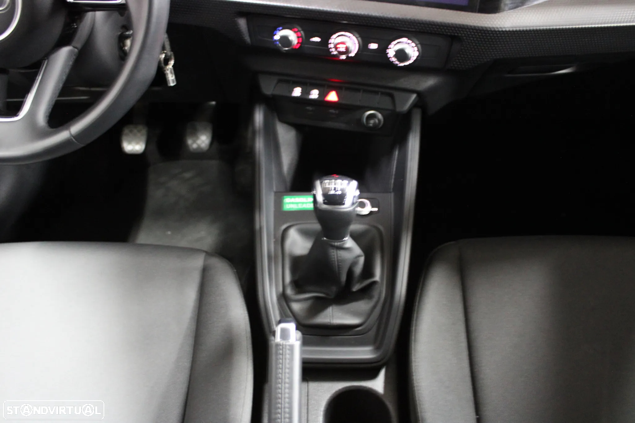 Audi A1 Sportback 25 TFSI Advanced - 24