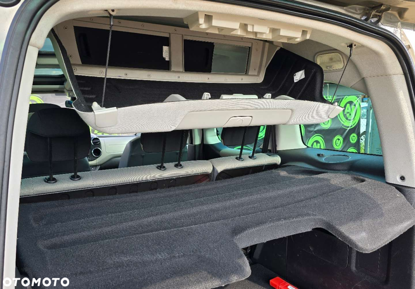 Citroën Berlingo e-HDi 90 FAP EGS6 Multispace - 29