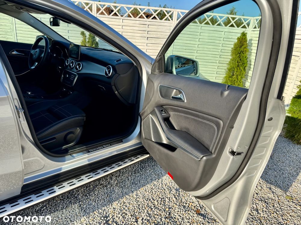 Mercedes-Benz GLA 180 (CDI) d 7G-DCT Style - 33