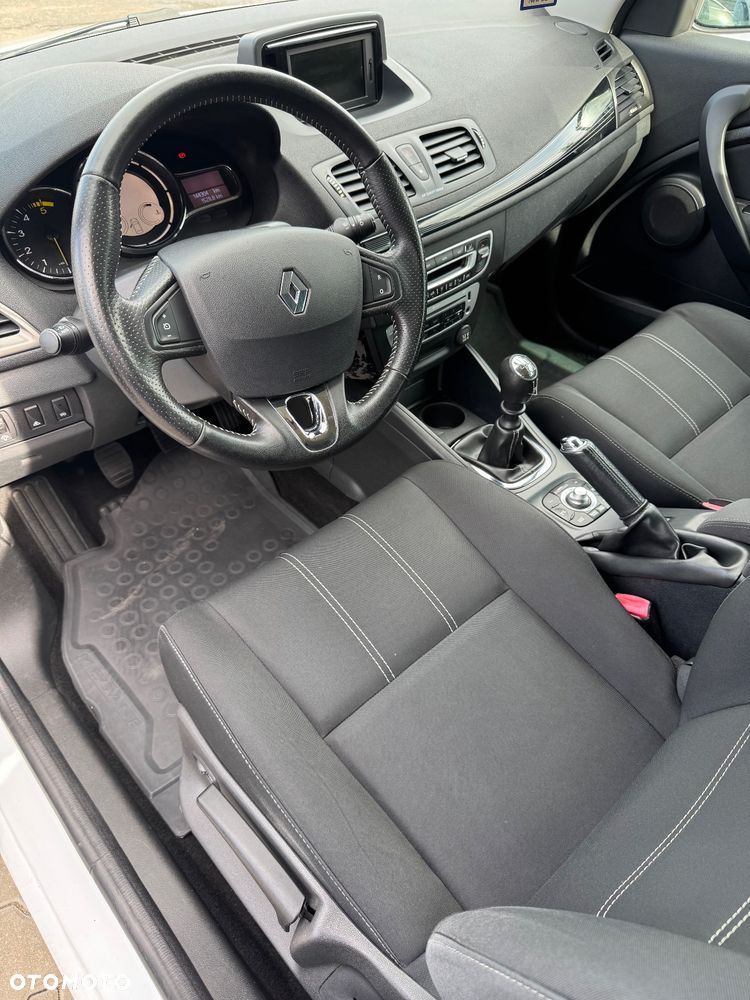 Renault Megane 1.5 dCi Bose - 11